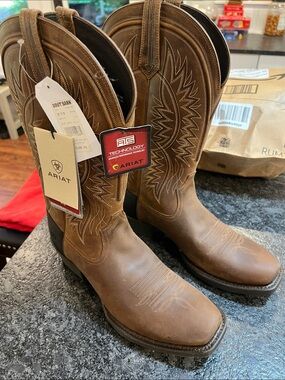 Ariat Tan/Brown Embroidered Western Cowboy Boots